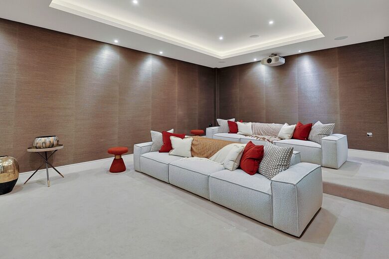 Luxe Home With Cinema Room - South Kensington - London, United Kingdom