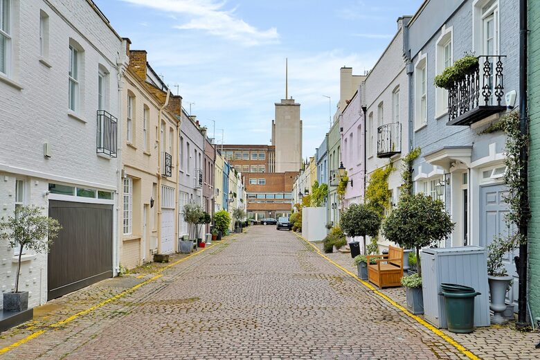 Luxe Home With Cinema Room - South Kensington - London, United Kingdom