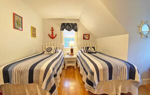 Graceful Getaway in Edgartown - Edgartown, Massachusetts