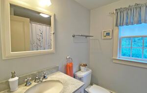 Graceful Getaway in Edgartown - Edgartown, Massachusetts