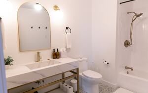 Contemporary Woodland Retreat Near Jim Thorpe - Jim Thorpe, Pennsylvania