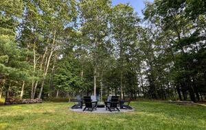 Contemporary Woodland Retreat Near Jim Thorpe - Jim Thorpe, Pennsylvania