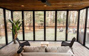 Contemporary Woodland Retreat Near Jim Thorpe - Jim Thorpe, Pennsylvania