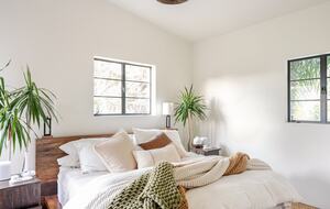 Elevated Living Amidst Nature’s Calm - Topanga, California