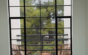 Elevated Living Amidst Nature’s Calm - Topanga, California