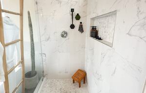 Elevated Living Amidst Nature’s Calm - Topanga, California