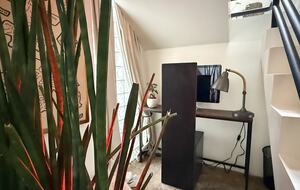 Elevated Living Amidst Nature’s Calm - Topanga, California