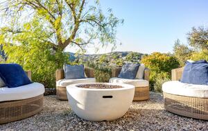 Elevated Living Amidst Nature’s Calm - Topanga, California