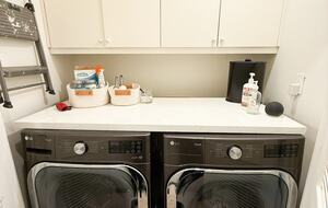 Elevated Living Amidst Nature’s Calm - Topanga, California