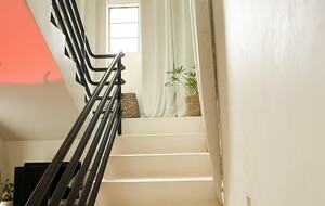 Elevated Living Amidst Nature’s Calm - Topanga, California