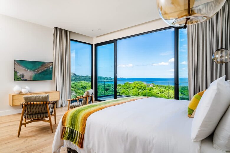 Oceanview Elegance in Costa Rica’s Premier Beachfront Resort - Brasilito, Costa Rica