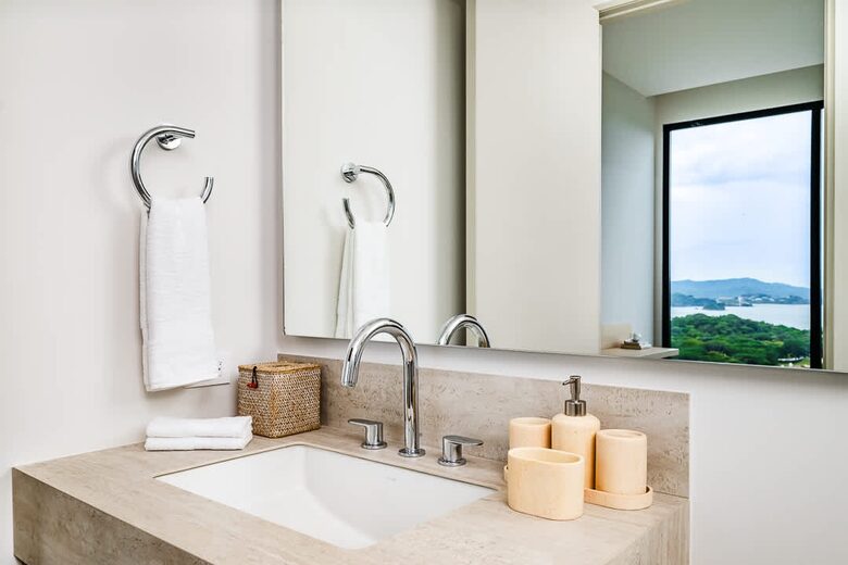 Oceanview Elegance in Costa Rica’s Premier Beachfront Resort - Brasilito, Costa Rica