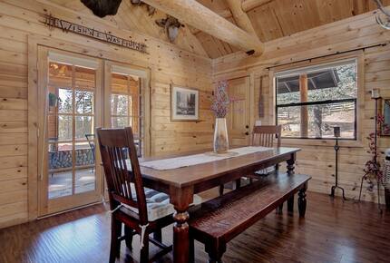 Elegant Payson Cabin on 4 Acres with Tonto Creek Access - Payson, Arizona