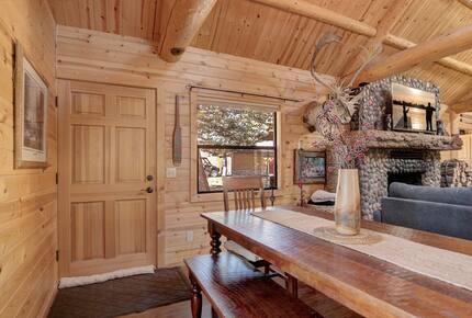 Elegant Payson Cabin on 4 Acres with Tonto Creek Access - Payson, Arizona