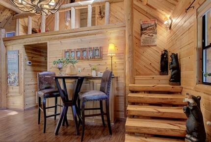 Elegant Payson Cabin on 4 Acres with Tonto Creek Access - Payson, Arizona