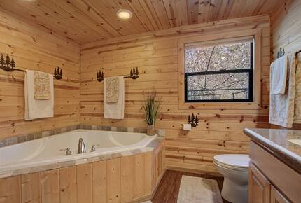 Elegant Payson Cabin on 4 Acres with Tonto Creek Access - Payson, Arizona