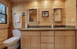 Elegant Payson Cabin on 4 Acres with Tonto Creek Access - Payson, Arizona