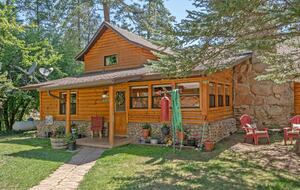 Elegant Payson Cabin on 4 Acres with Tonto Creek Access - Payson, Arizona