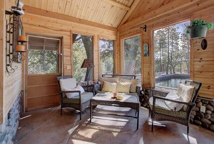 Elegant Payson Cabin on 4 Acres with Tonto Creek Access - Payson, Arizona