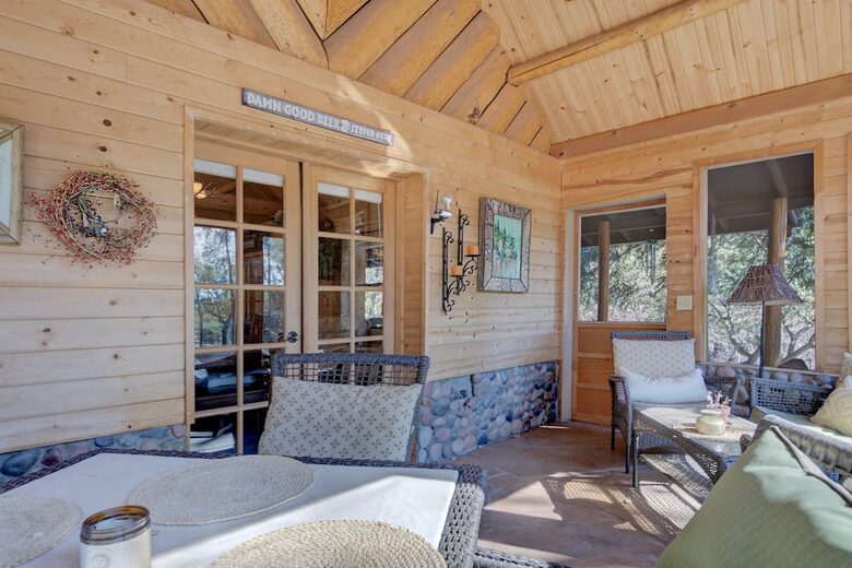 Elegant Payson Cabin on 4 Acres with Tonto Creek Access - Payson, Arizona