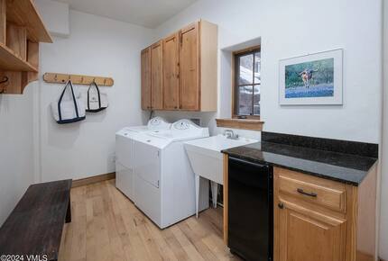 Alpine Elegance in the Heart of Wildridge - Avon, Colorado