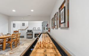 Elegant Mountain Lodge on Big Bear’s North Shore - Fawnskin, California