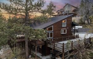 Elegant Mountain Lodge on Big Bear’s North Shore - Fawnskin, California