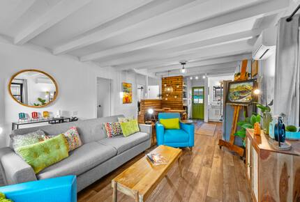 Coastal Charm a Block from the Beach - Oxnard, California