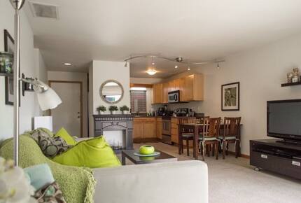 Urban Comfort on the Portland Waterfront - Portland, Oregon