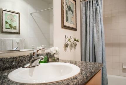 Urban Comfort on the Portland Waterfront - Portland, Oregon