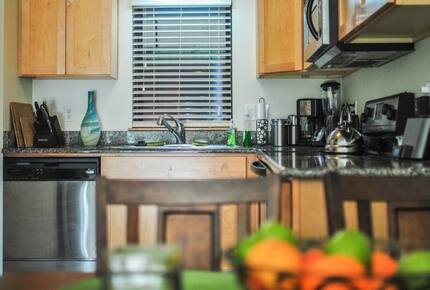 Urban Comfort on the Portland Waterfront - Portland, Oregon