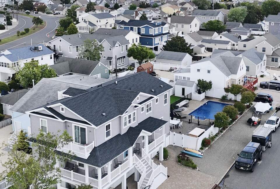 Coastal Opulence with Panoramic Water Views - Lavallette, New Jersey