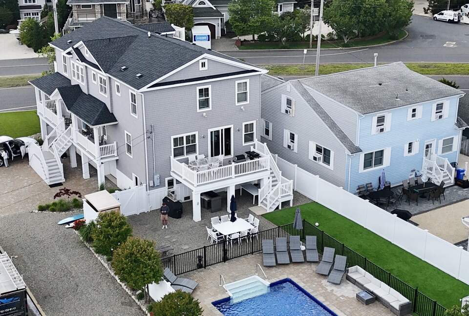 Coastal Opulence with Panoramic Water Views - Lavallette, New Jersey