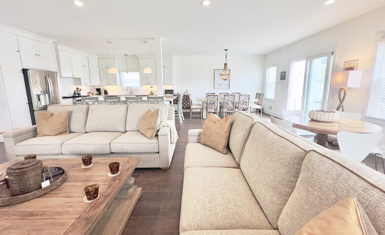 Coastal Opulence with Panoramic Water Views - Lavallette, New Jersey