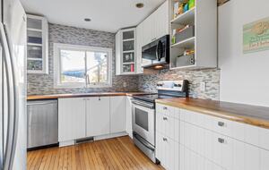 Coastal Comfort Just Steps from the Beach - Fair Harbor, New York