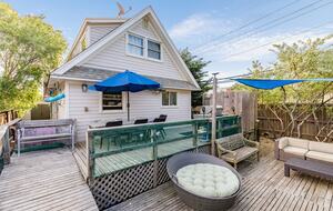 Coastal Comfort Just Steps from the Beach - Fair Harbor, New York