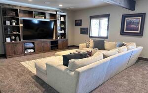 Ski-In/Ski-Out Retreat Nestled Among Pines and Aspens - Brian Head, Utah