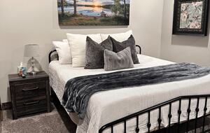 Ski-In/Ski-Out Retreat Nestled Among Pines and Aspens - Brian Head, Utah