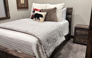 Ski-In/Ski-Out Retreat Nestled Among Pines and Aspens - Brian Head, Utah