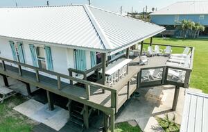Grand Isle Beach Retreat with Room for Everyone - Grand Isle, Louisiana