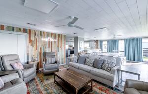 Grand Isle Beach Retreat with Room for Everyone - Grand Isle, Louisiana