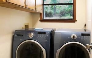 Charming Lakefront Getaway with Expansive Lake Views - Many, Louisiana