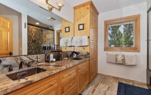 Refined Big Bear Estate | Exclusive Comfort Amidst Majestic Pines - Big Bear Lake, California