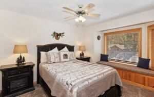 Refined Big Bear Estate | Exclusive Comfort Amidst Majestic Pines - Big Bear Lake, California