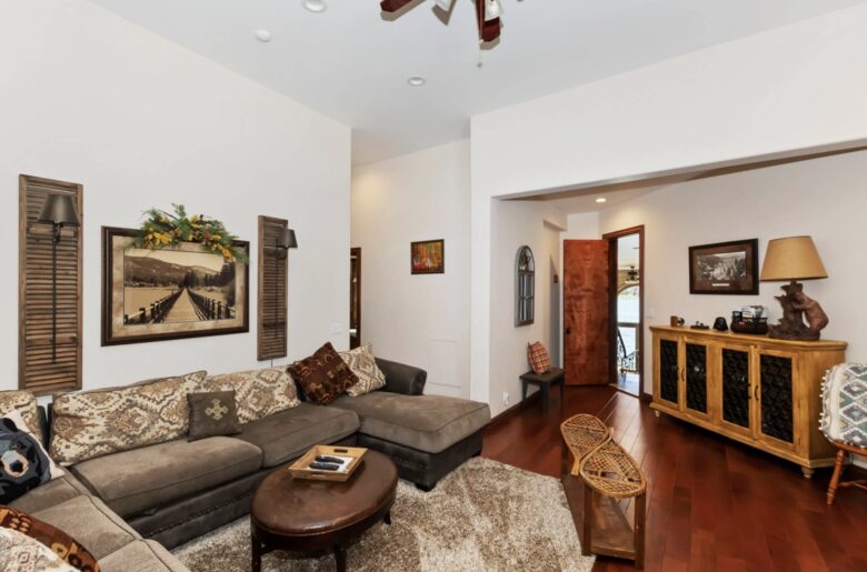 Refined Big Bear Estate | Exclusive Comfort Amidst Majestic Pines - Big Bear Lake, California
