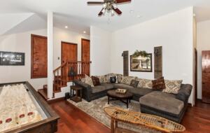 Refined Big Bear Estate | Exclusive Comfort Amidst Majestic Pines - Big Bear Lake, California