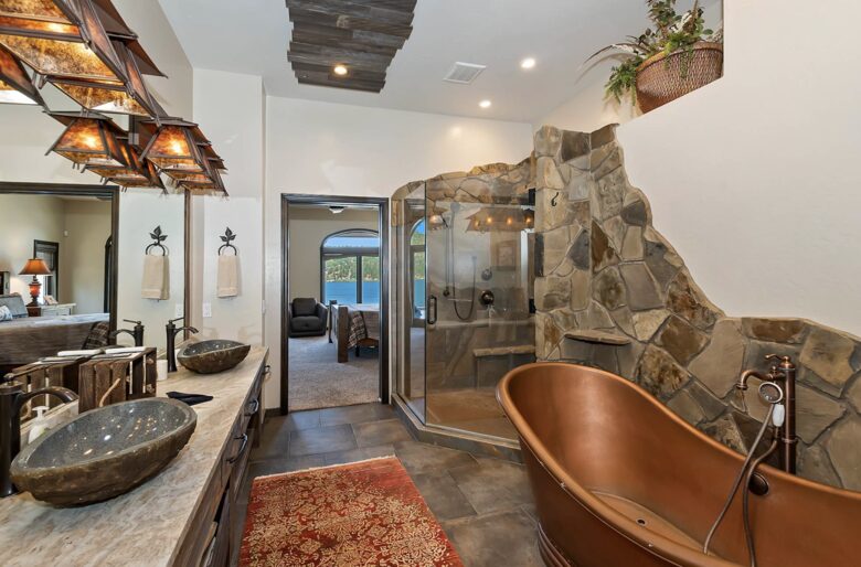 Refined Big Bear Estate | Exclusive Comfort Amidst Majestic Pines - Big Bear Lake, California