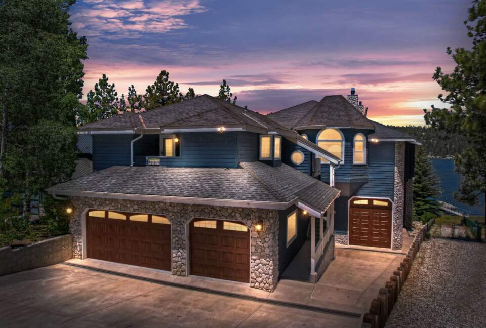 Refined Big Bear Estate | Exclusive Comfort Amidst Majestic Pines - Big Bear Lake, California