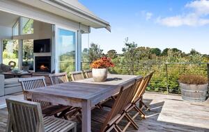 Garden Estate Overlooking the Greens - Portsea, Australia