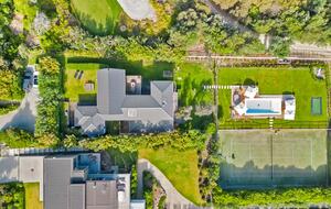 Garden Estate Overlooking the Greens - Portsea, Australia